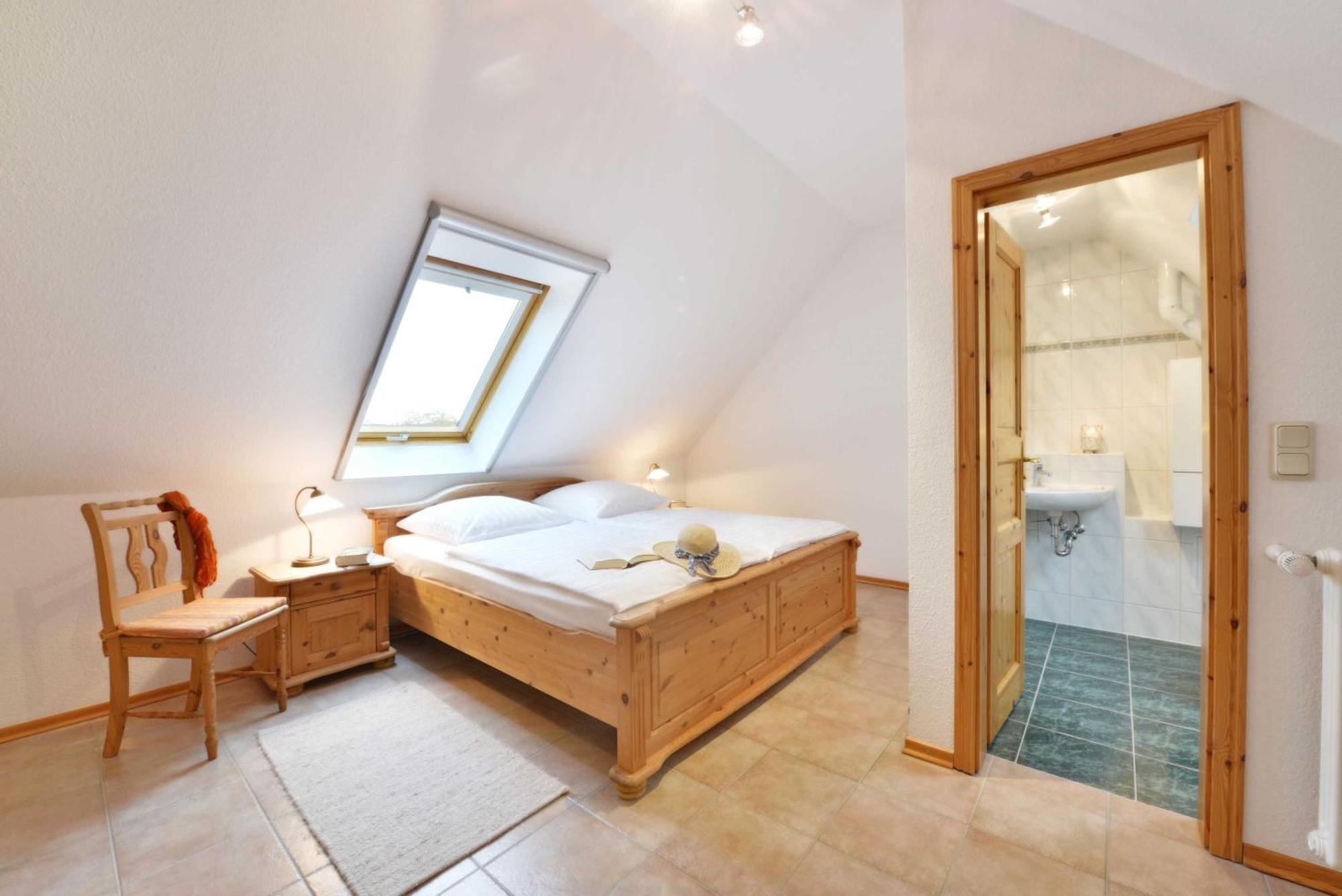 Stoertebeker Appartements - "Stoertebeker Pferdehof" Ralswiek Pokoj fotografie