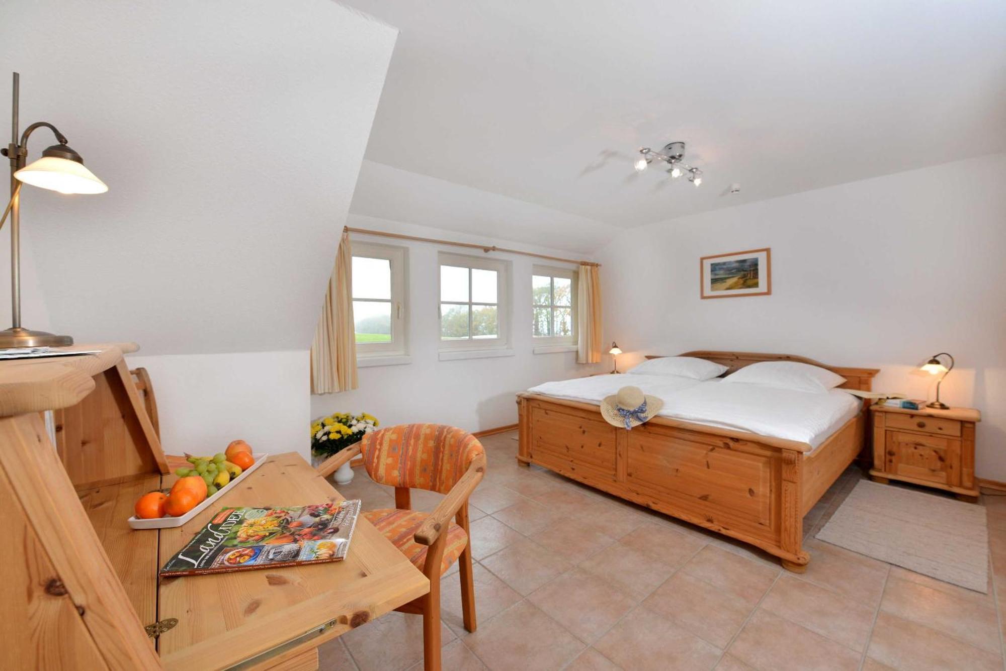 Stoertebeker Appartements - "Stoertebeker Pferdehof" Ralswiek Pokoj fotografie