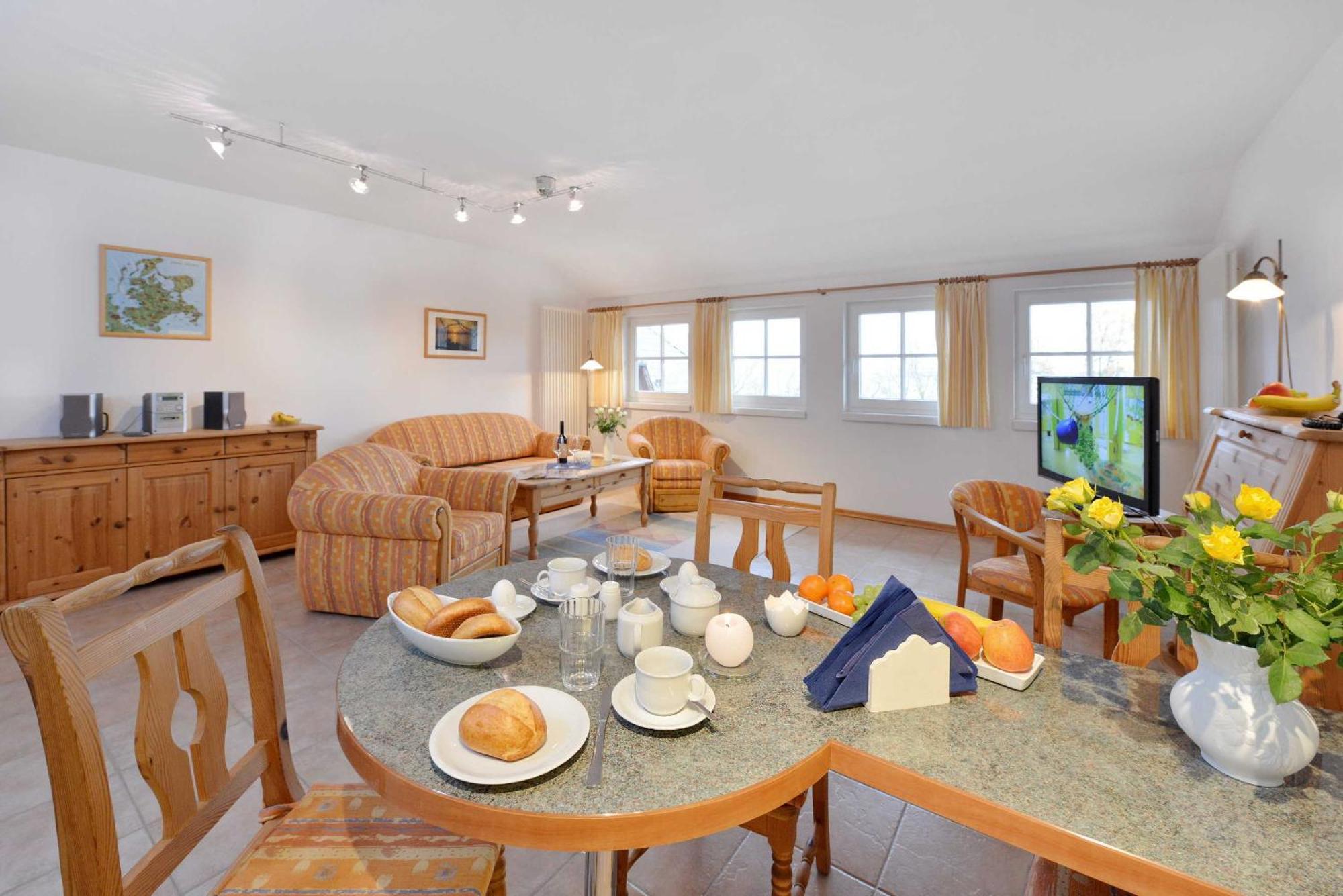 Stoertebeker Appartements - "Stoertebeker Pferdehof" Ralswiek Pokoj fotografie